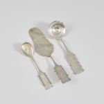 587032 Silver spoons